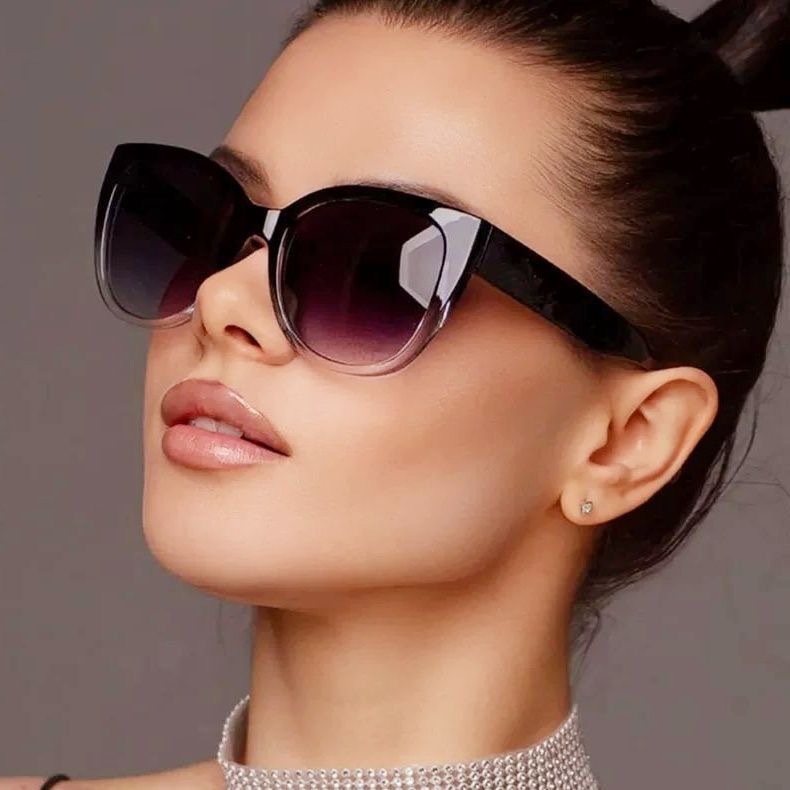 Jingwei Cat's Eye Simple Sungl - Street Fashion Photoshoot recension och pris